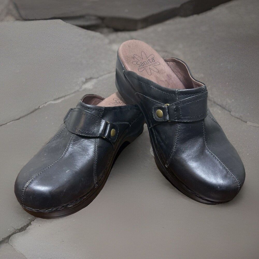 Sanita Brass Rivet Black Leather Clogs Slip-On Mule Comfort Shoe 39 (8) Danish